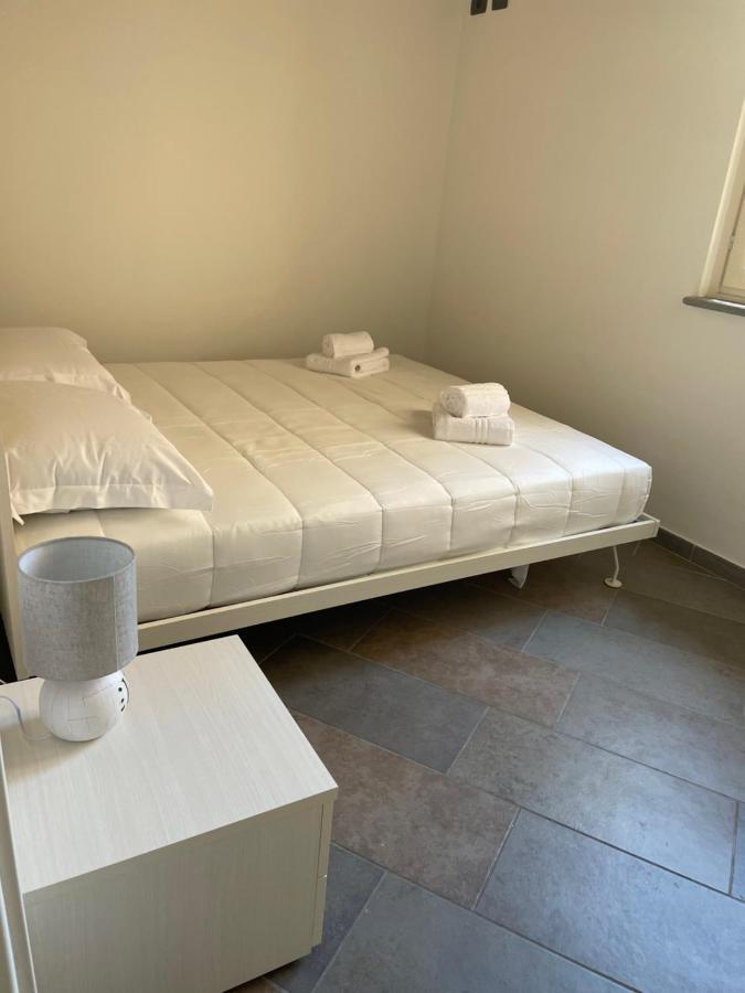 דירות Casa Mia מנטון מראה חיצוני תמונה