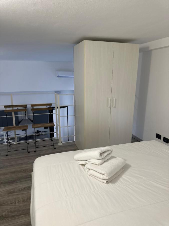 דירות Casa Mia מנטון מראה חיצוני תמונה